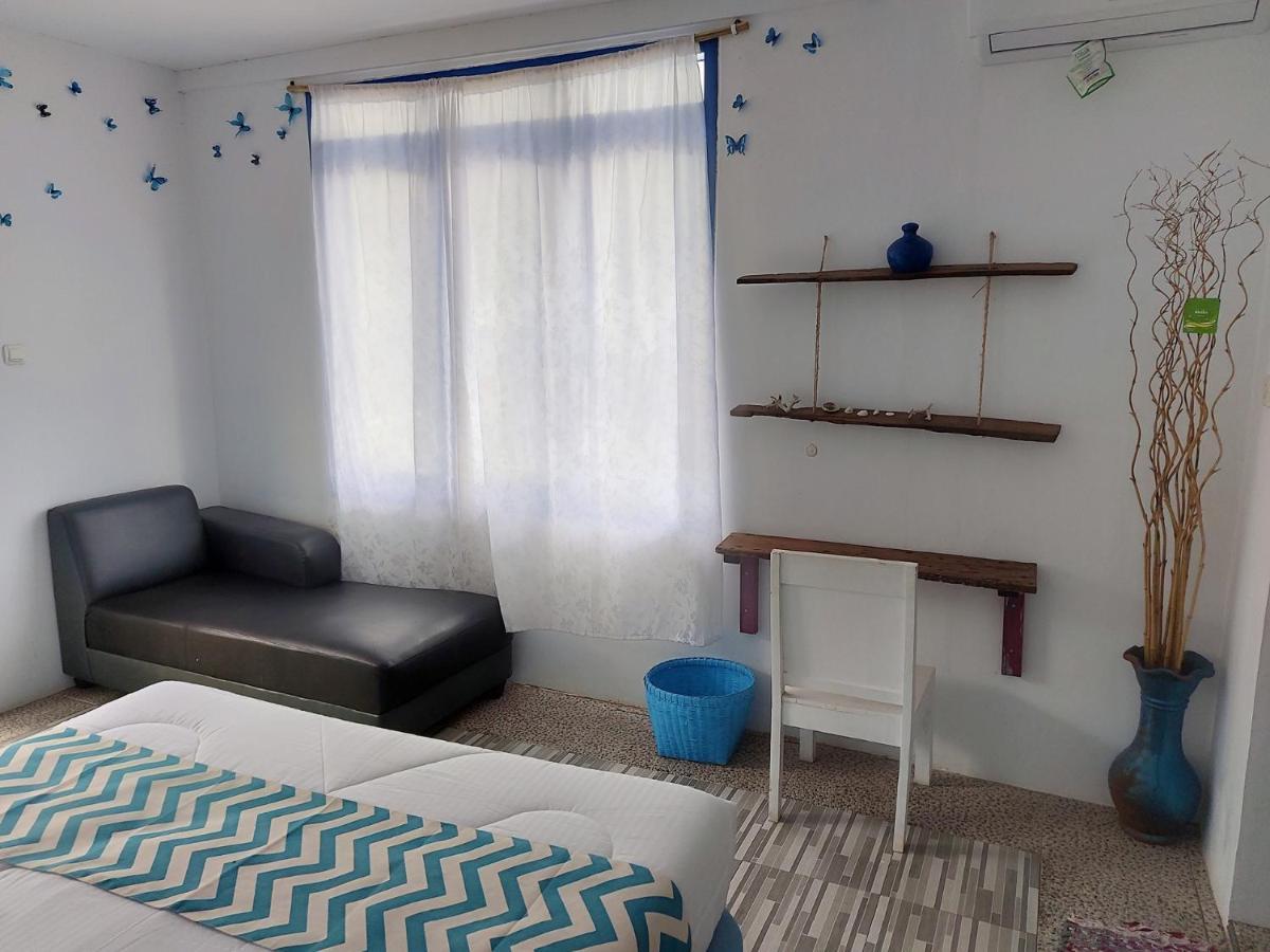 Blue Coral Homestay Karimunjawa Εξωτερικό φωτογραφία