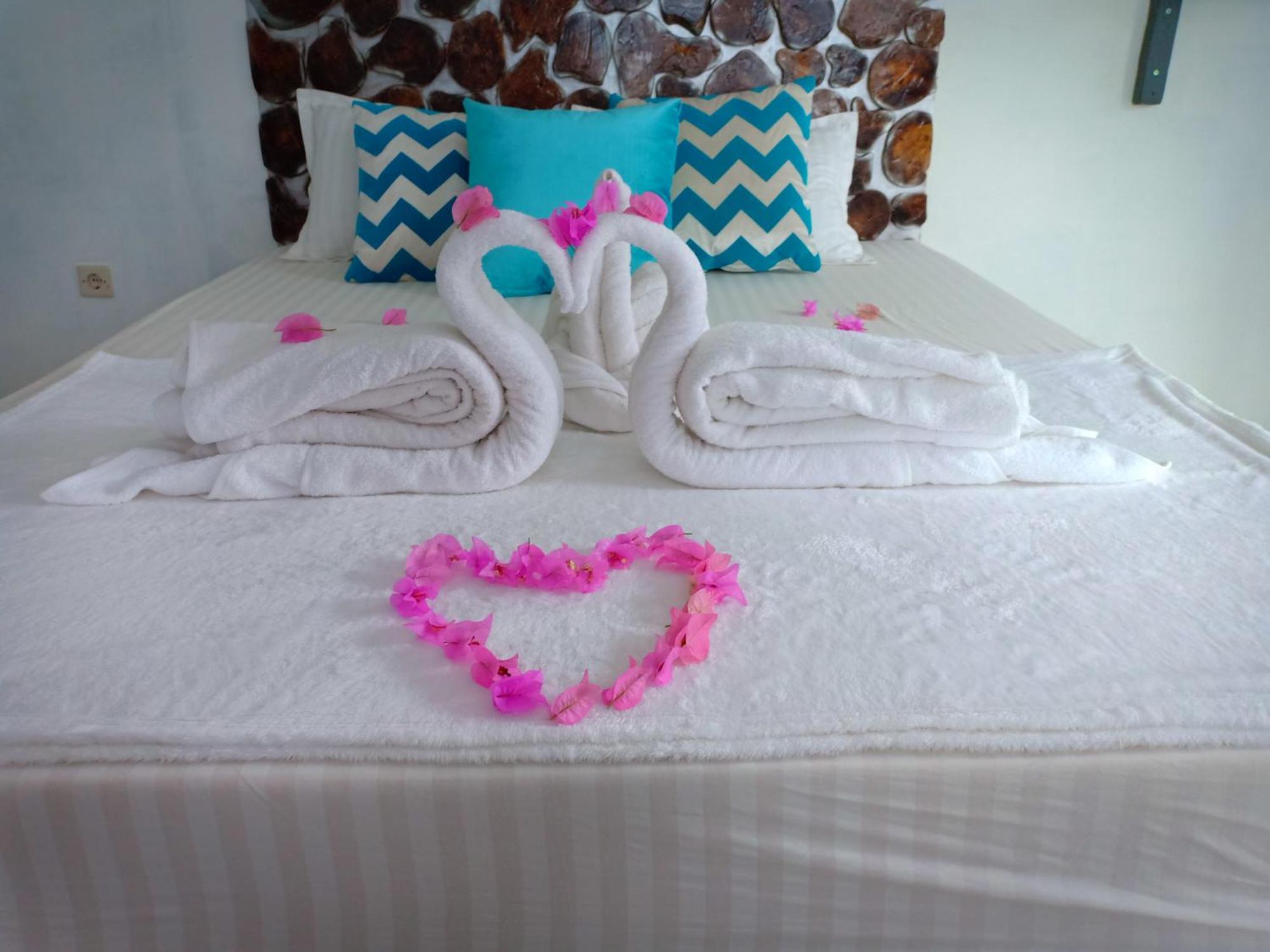 Blue Coral Homestay Karimunjawa Εξωτερικό φωτογραφία