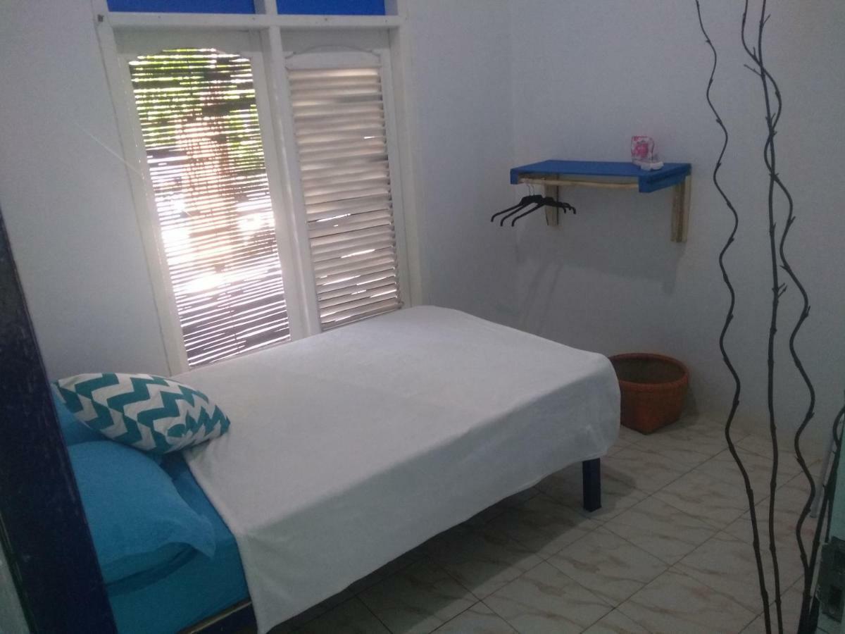 Blue Coral Homestay Karimunjawa Εξωτερικό φωτογραφία