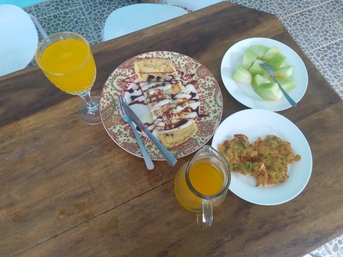 Blue Coral Homestay Karimunjawa Εξωτερικό φωτογραφία
