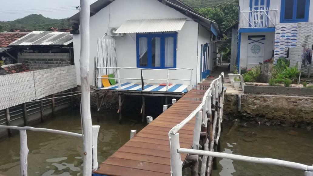 Blue Coral Homestay Karimunjawa Εξωτερικό φωτογραφία